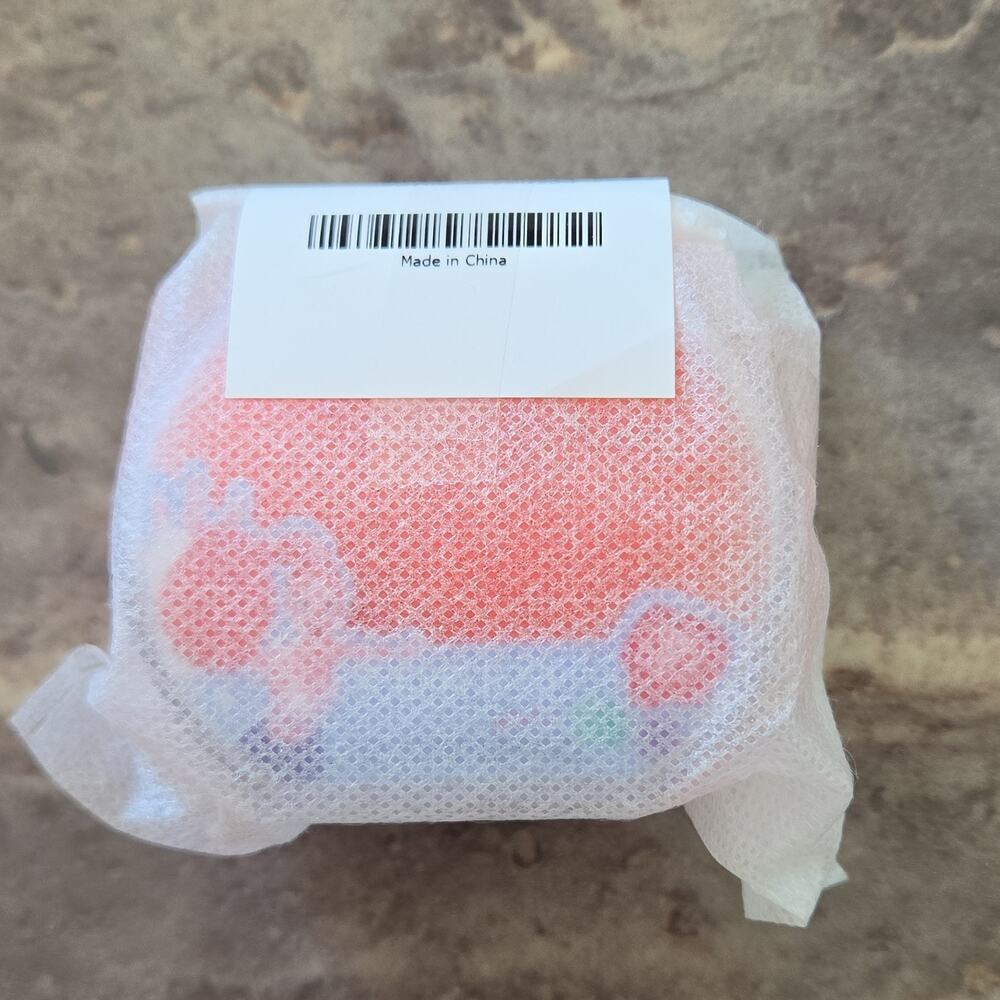 Foreo Sweden Luna Play Plus 2 Peach of Cake Facial Cleansing Massager New Sealed